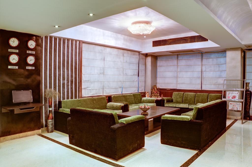 Treebo Corporate Suites Sector-62 Noida Exterior photo